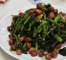 Pine Nut Spinach