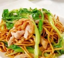 Stir-Fried Noodles with Shredded Meat
