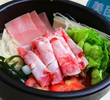 Beef and Ham Rice Noodle Hot Pot