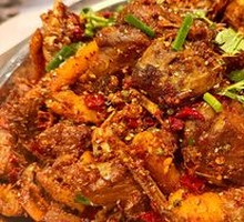 Qianhui Feng Family Feast