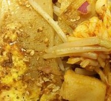 Grilled Cold Noodles with Fish Dumplings