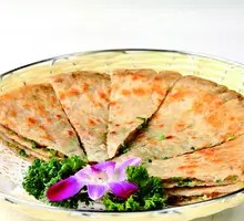 Premium Pork and Chive Dumplings