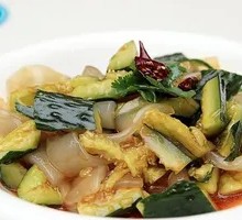Cucumber Noodle Salad