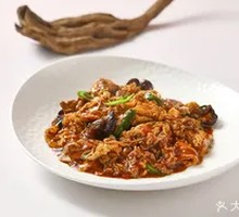 Sour Stir-Fried Egg with Wood Ear Mushrooms