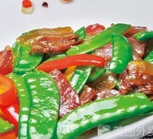 Stir-Fried Wax Beans with Preserved Pork