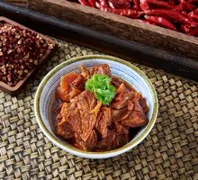 Braised Beef in Small Bowls