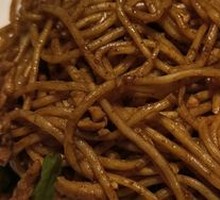 Beijing-style Braised Noodles with Green Beans