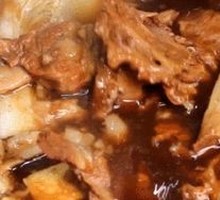 Ordinary Pot of Lamb Shoulder