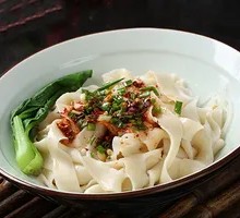 Oil-Poured Noodles