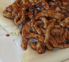 Beijing-style Shredded Pork in Soy Sauce
