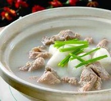 Braised Pork Ribs with White Radish