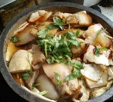 Braised Tofu in Clay Pot