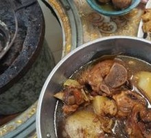 Pork trotter and potato