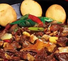 Stewed Goose in Iron Pot