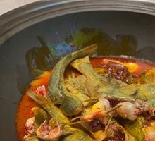 Stewed Fish in Iron Pot
