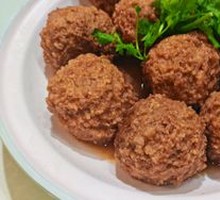 Braised Meatballs in Old Soup