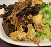 Wood Ear Mushroom and Pork Rice