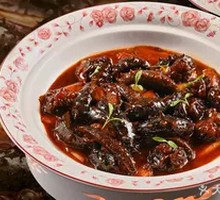 Braised Sea Cucumber with Green Onion