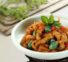 Pickled Garlic Chicken Feet