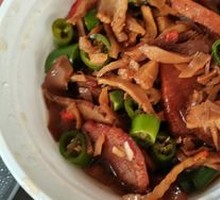 Stir-fried smoked bamboo shoots with preserved pork