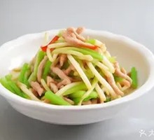 Celery Shoots with Shredded Pork