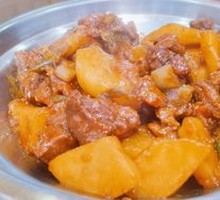 Braised Beef with Potatoes
