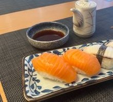 Salmon Sushi Hand Roll