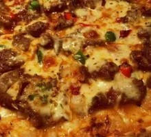 Old Grandma's Spicy Beef Pizza