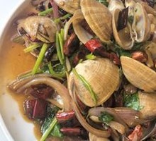 Spicy Stir-Fried Clams