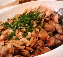 Spicy Stir-Fried Sea Clams