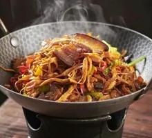 Spicy Sichuan-style smoked bamboo shoots with cured pork