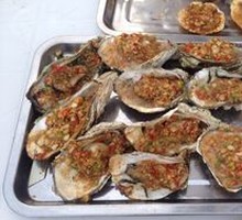 Garlic Steamed Oysters