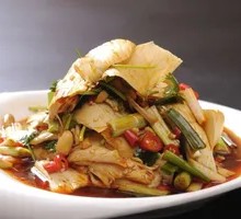 Spicy Marinated Beef Tendon