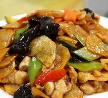 Fried Pork with Potato Slices