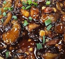 Stuffed Pork and Eggplant in Clay Pot