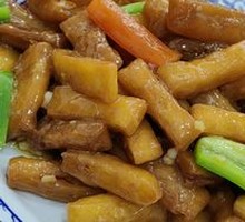 Crispy Fried Tofu with Sweet and Sour Sauce
