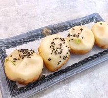 Shanghai-style Shrimp Pan-Fried Dumplings