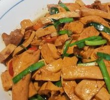 Stir-fried Pork with Fragrant Tofu