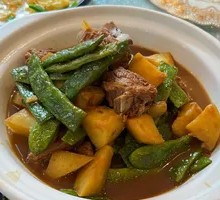 Braised Pork Ribs with Potato in Sauce