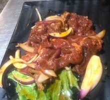 Hand-Cut Fresh Beef