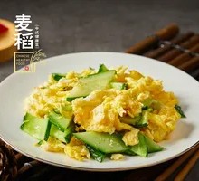 Cucumber and Black Mushroom Stir-Fried with Eggs