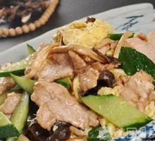 Wood Ear Mushroom with Pork