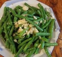 Cold-mixed green beans
