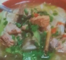 Braised Chicken Soup with Rice Noodles
