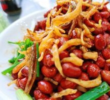 Small Fish with Peanuts