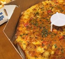 Classic Italian Meat Sauce Pizza