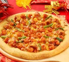 Spicy Crawfish & Tender Chicken Pizza