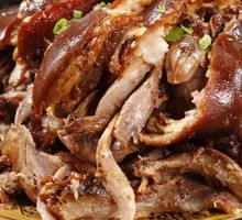 Braised Pork Elbow in Old Soup