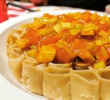 Sauce-drizzled Buckwheat Noodles