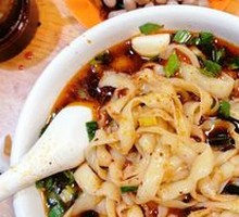 Beef Daoxiao Noodles